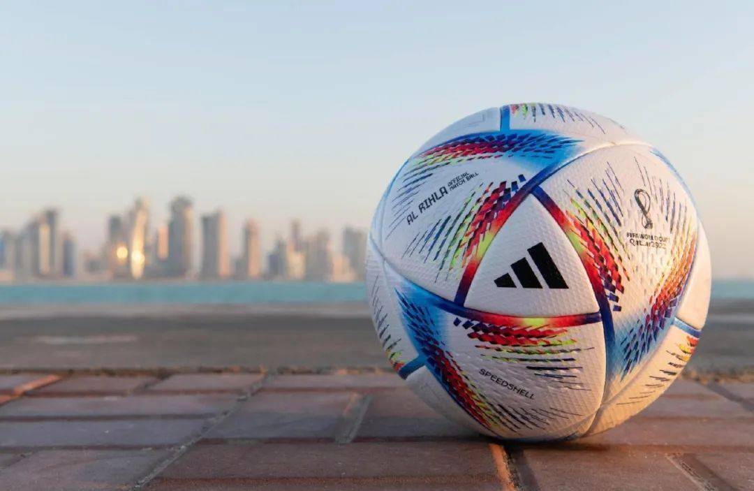 adidas黃金戰(zhàn)靴梅西最后之旅_世界杯32支球隊卡塔爾開踢_耐克阿迪世界杯歷史