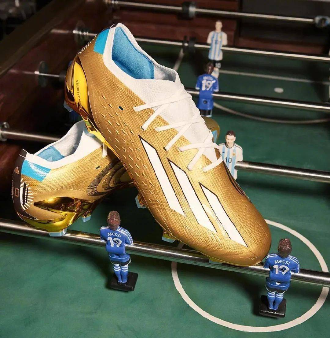 世界杯32支球隊卡塔爾開踢_adidas黃金戰(zhàn)靴梅西最后之旅_耐克阿迪世界杯歷史