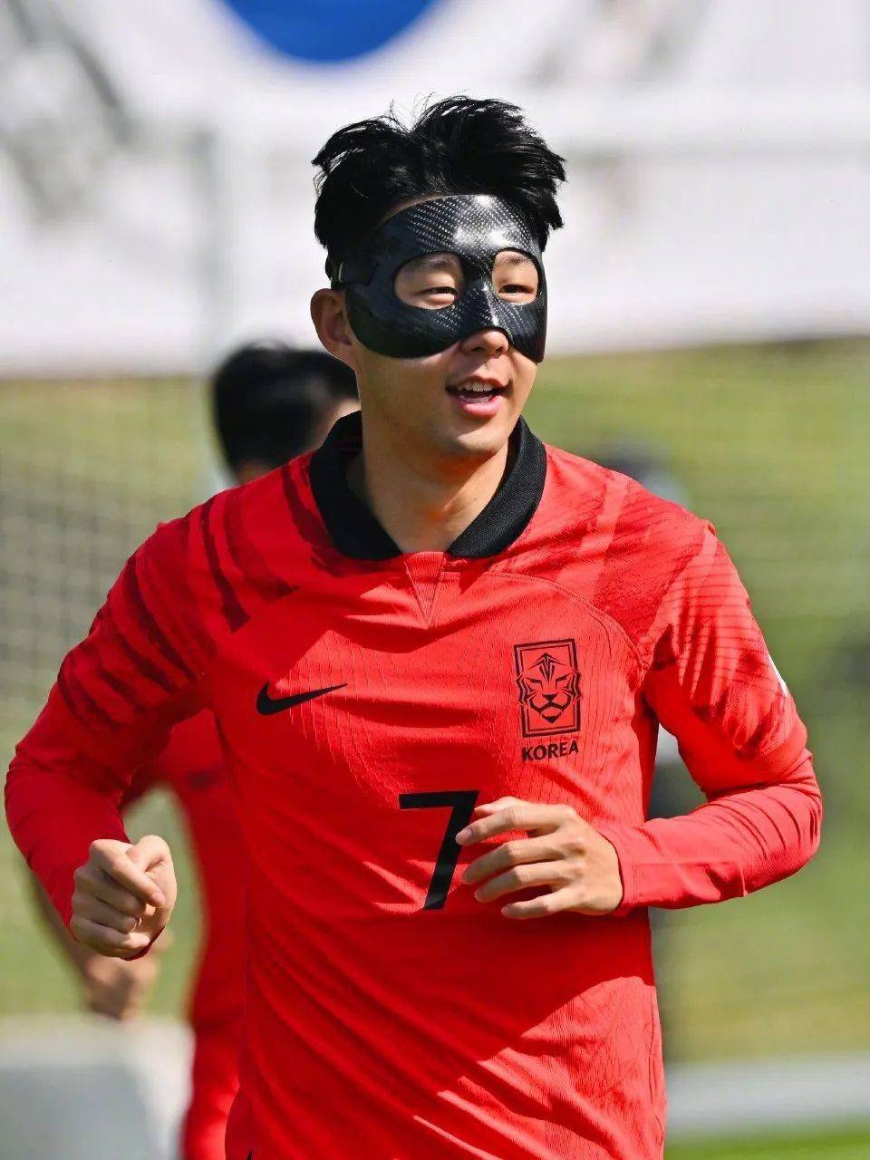 世界杯32支球隊卡塔爾開踢_耐克阿迪世界杯歷史_adidas黃金戰(zhàn)靴梅西最后之旅