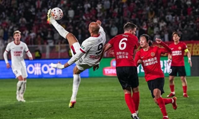 隨著玉昆1-2浙江,中超第十輪最佳球員、最佳教練、最佳陣容如下