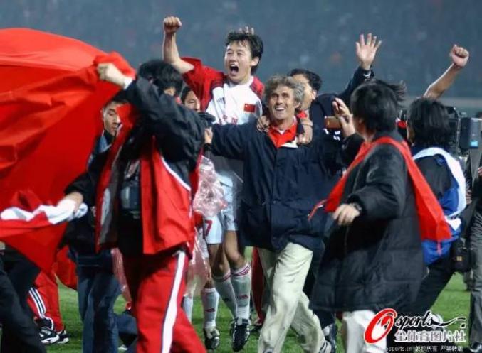 于根偉制勝球圓夢_20年前中國男足世界杯出線之夜_中國男足征戰(zhàn)世界杯歷史