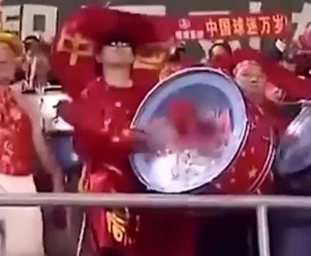 20年前中國男足世界杯出線之夜_于根偉制勝球圓夢_中國男足征戰(zhàn)世界杯歷史
