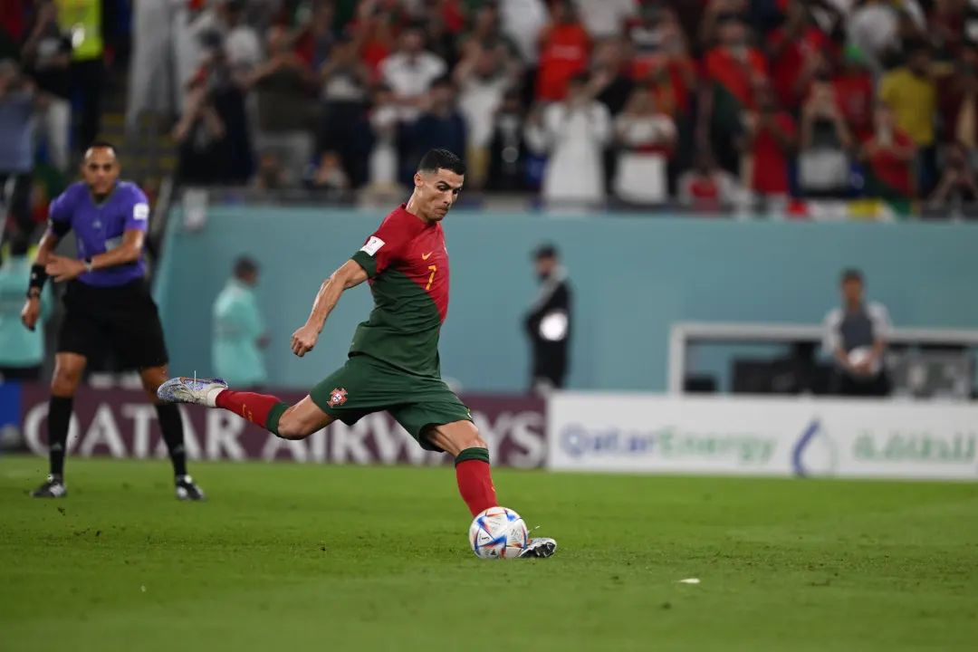 歷史第一人！C羅連續五屆世界杯破門，葡萄牙隊險勝