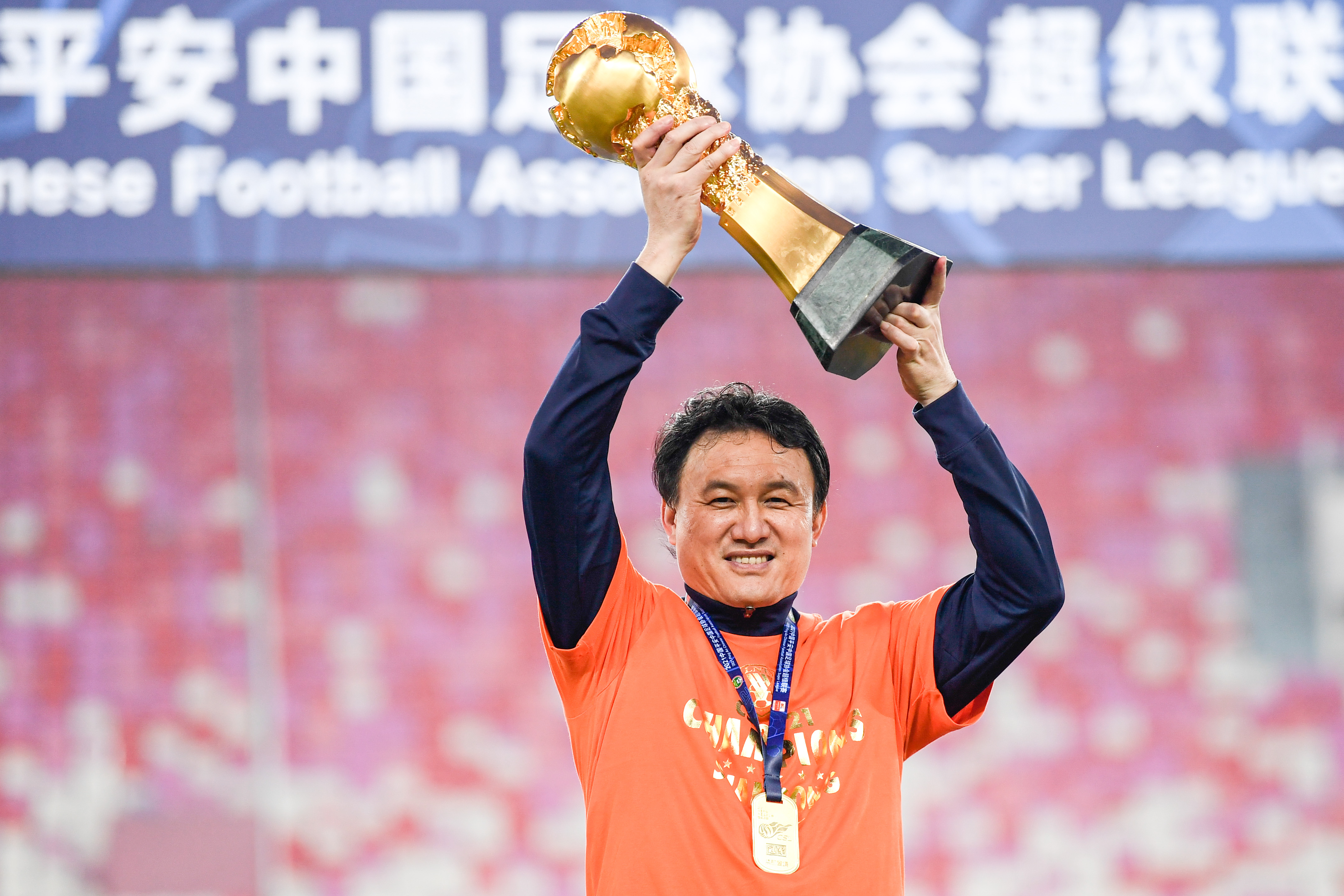 中超聯賽頒獎儀式_中國金球獎 武磊 郝偉