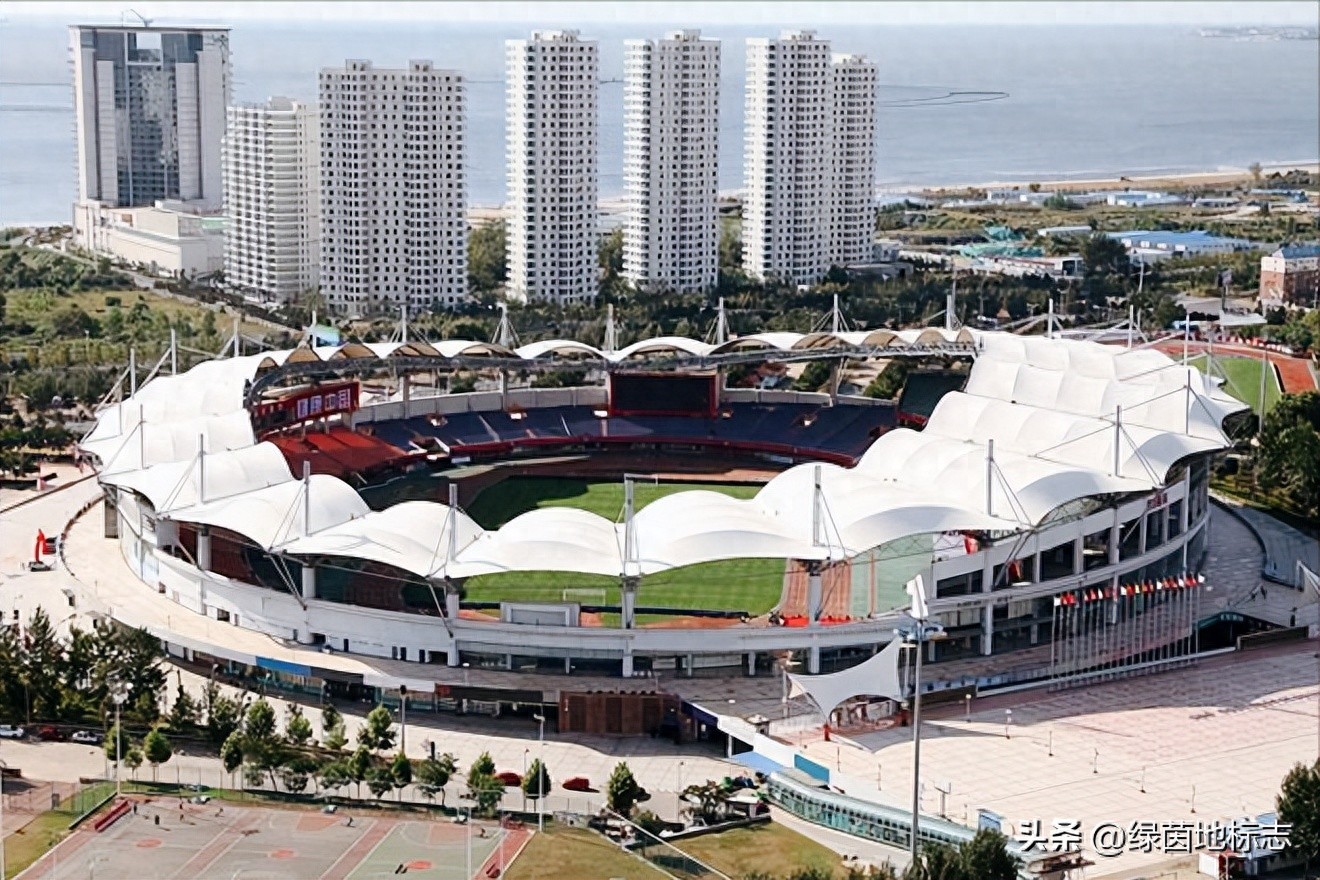秦皇島奧體中心體育場 / Qinhuangdao Olympic Sports Centre Stadium
