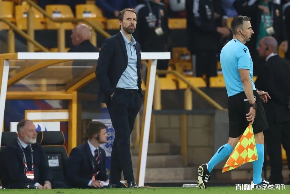英超歷史變遷 外國人影響 英超足球發(fā)展_英超聯(lián)賽 英文